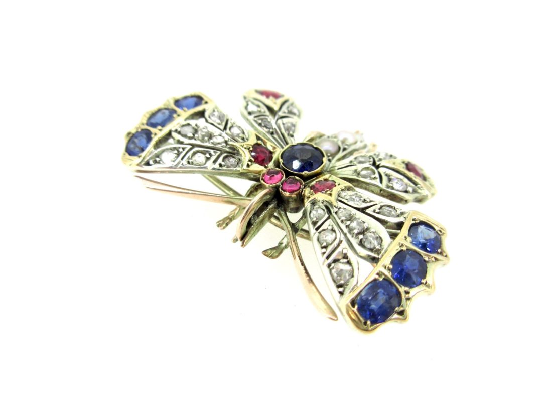 Vintage jewellery brooch