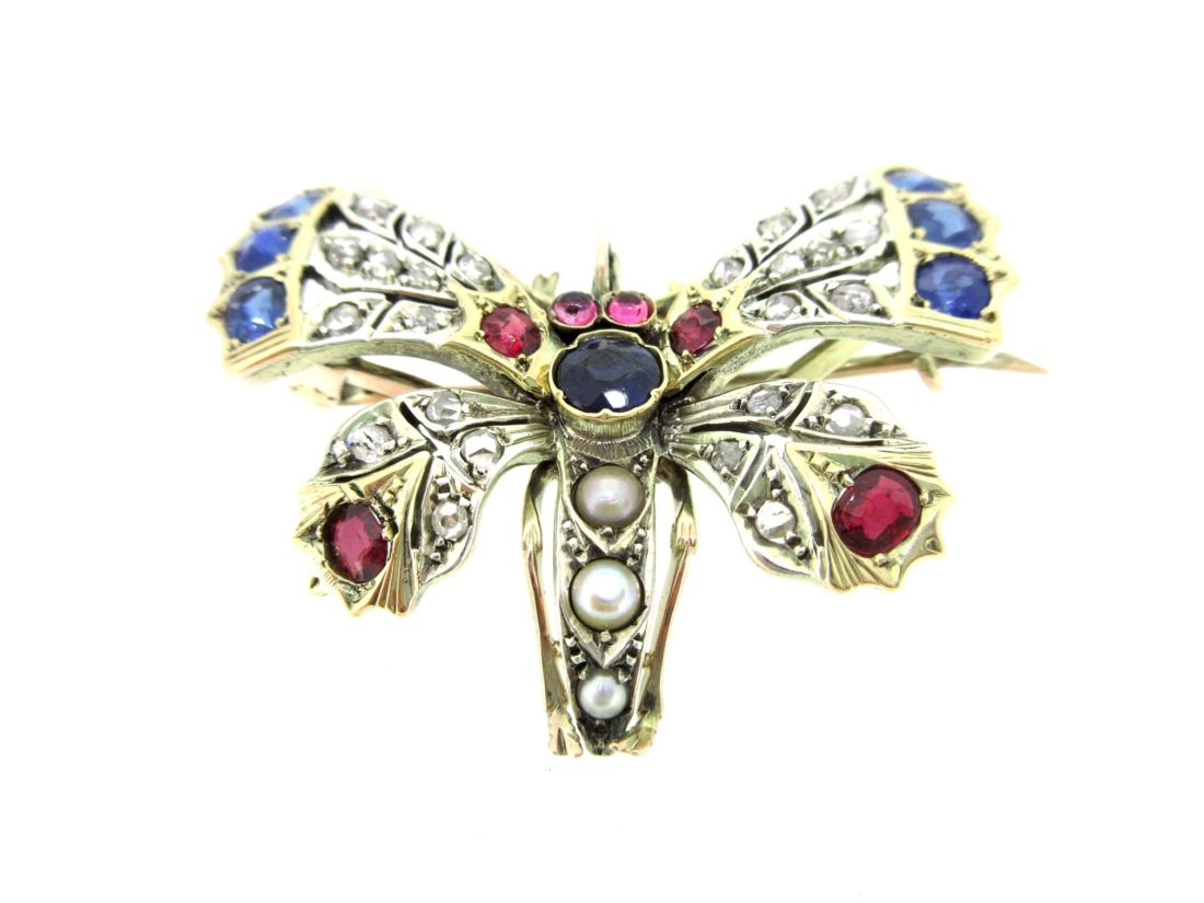 Vintage jewellery brooch