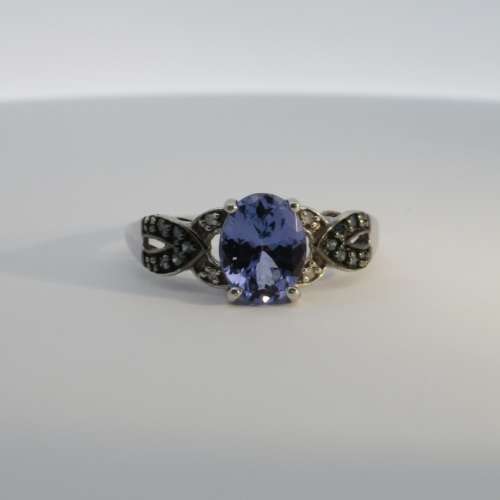 Tanzanite & Diamond Ring