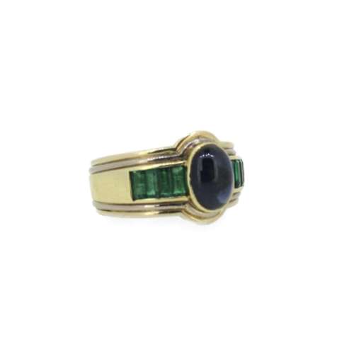 Vintage Cabochon Sapphire & Emerald Ring