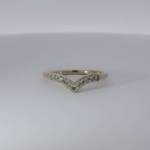 Diamond Shaped Band